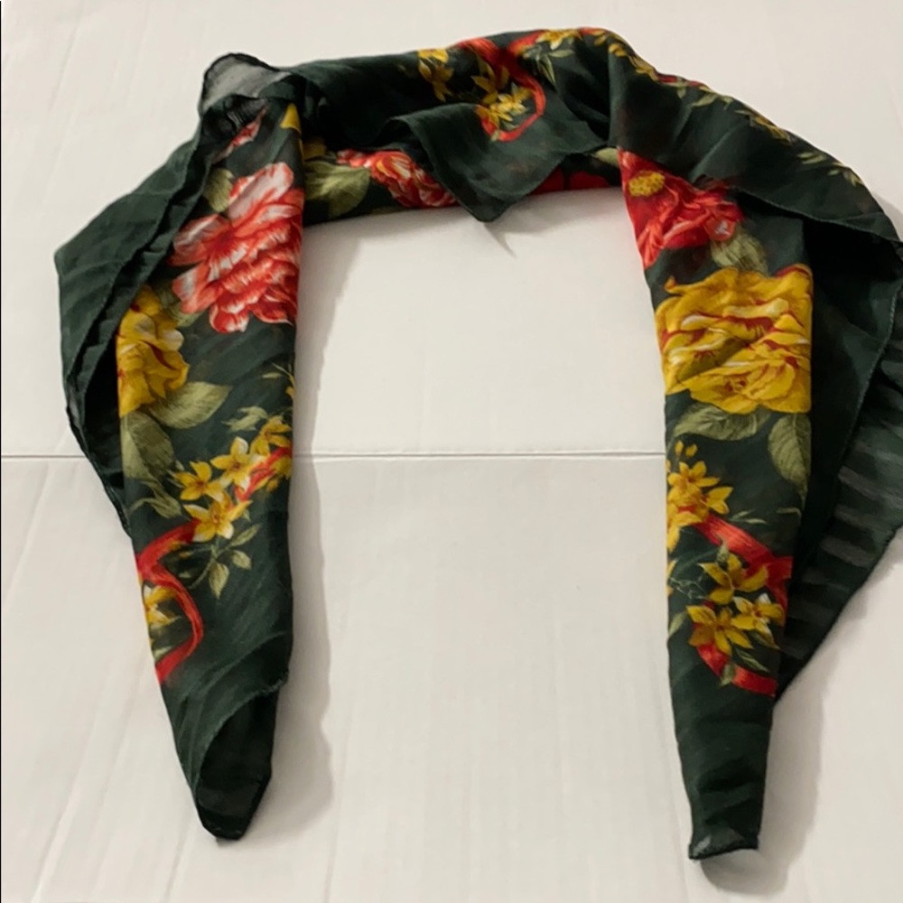 Scarf